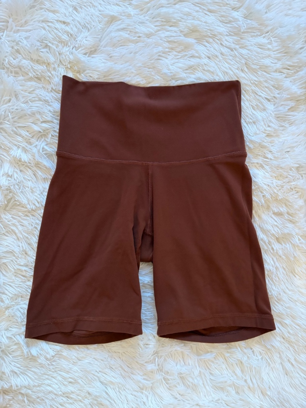 TnaBUTTER™ Cheeky Hi-Rise 7" Short in Cognac Brown size S - Picture 5 of 5